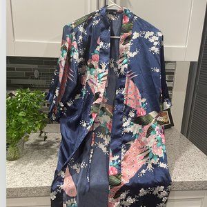 Super Cute Kimono Robe!!